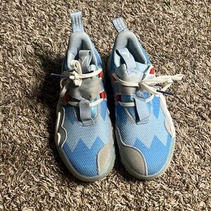 Trae Young Basketball Shoes